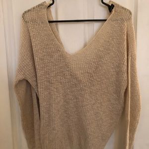 Moon & Madison beige light sweater